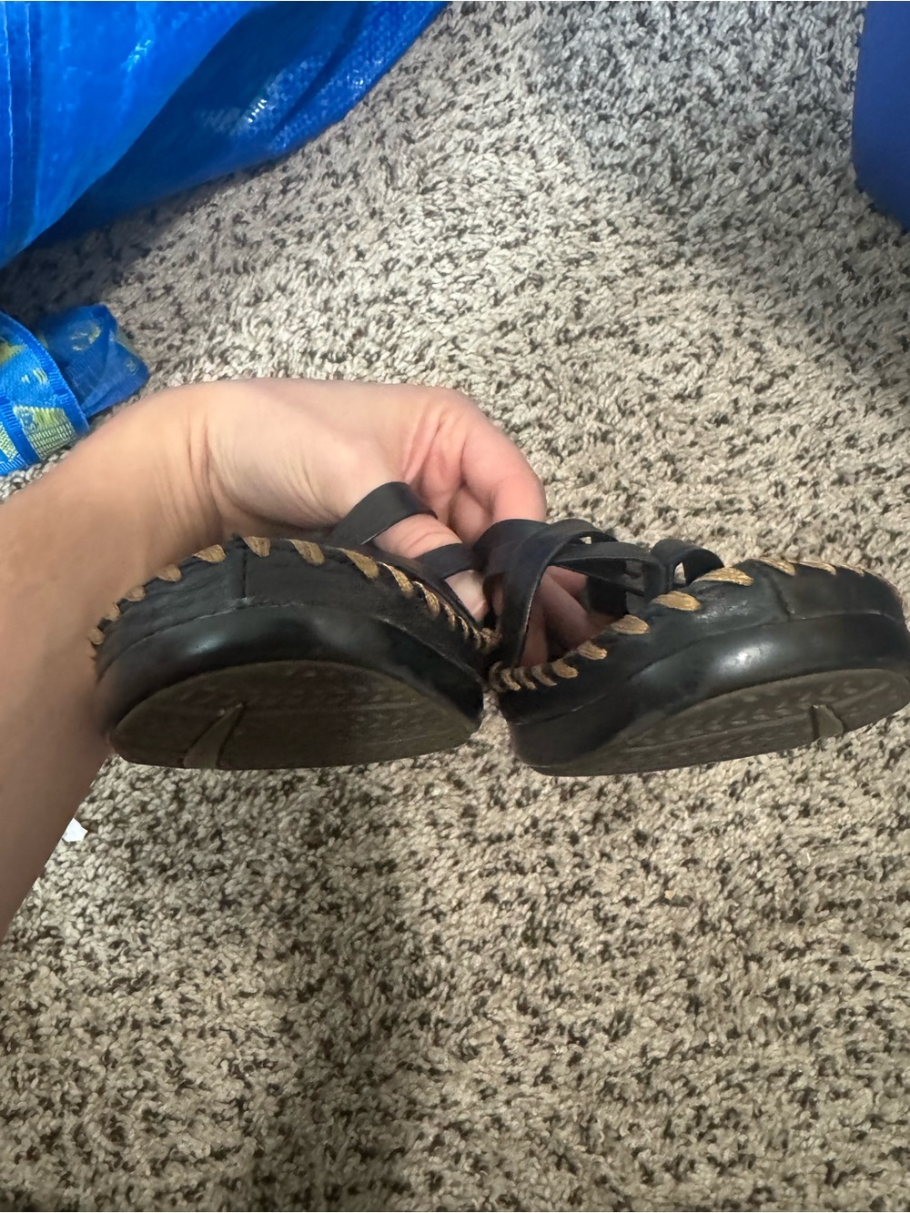 Ariat Black Leather Cross‑Strap Sandals with Brown Insole - Picture 6 of 7
